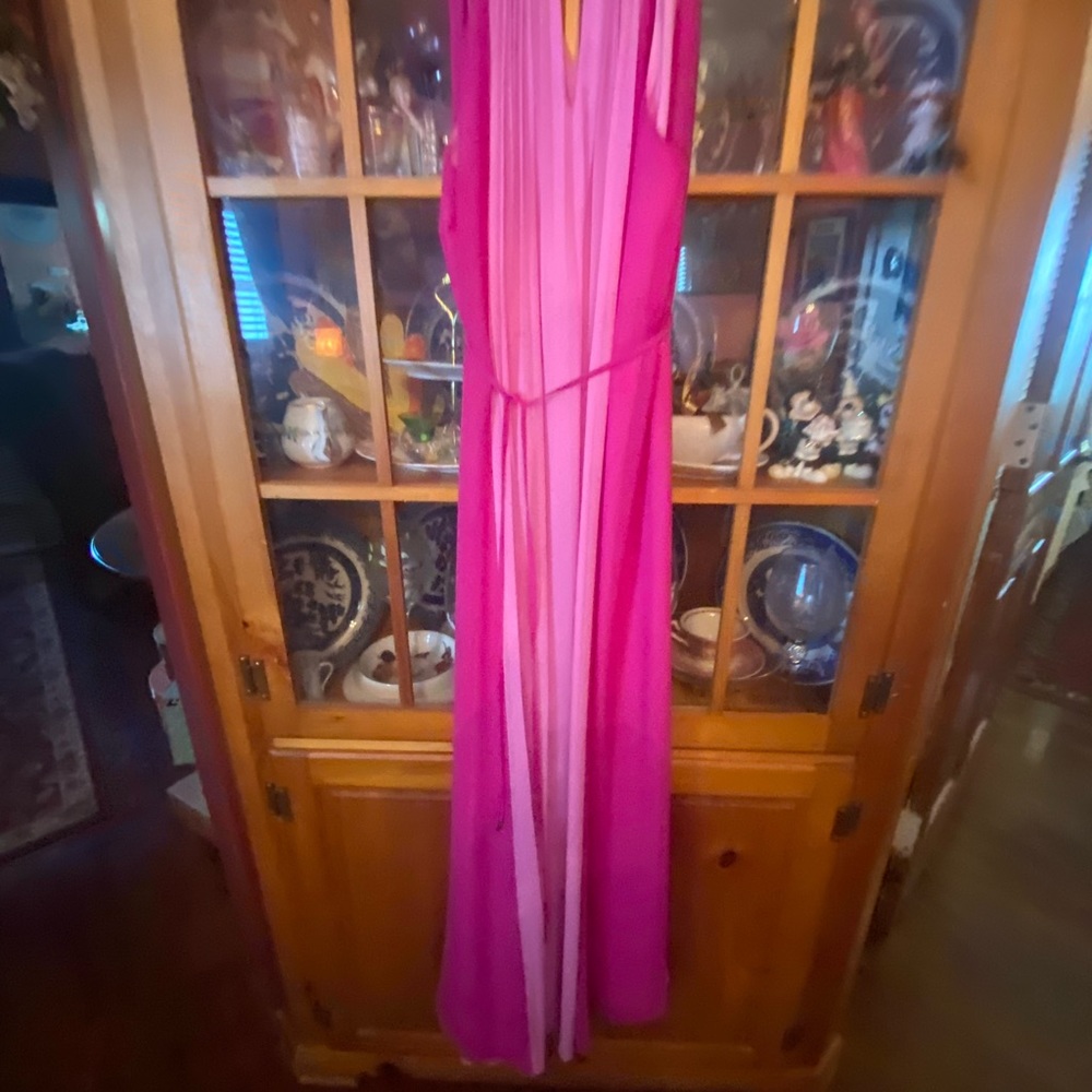 Dress - Picture 6 of 8